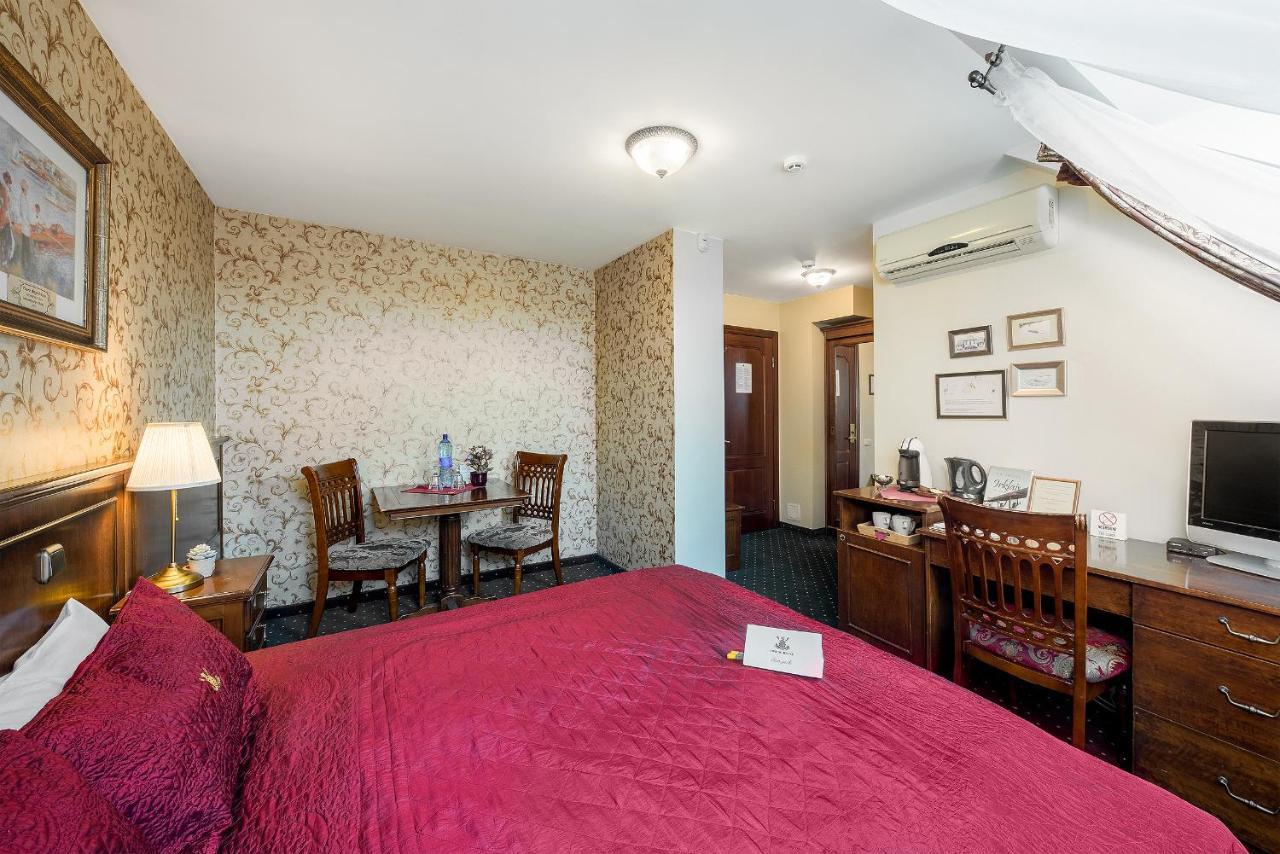 Rowing Hotel Troki Zewnętrze zdjęcie