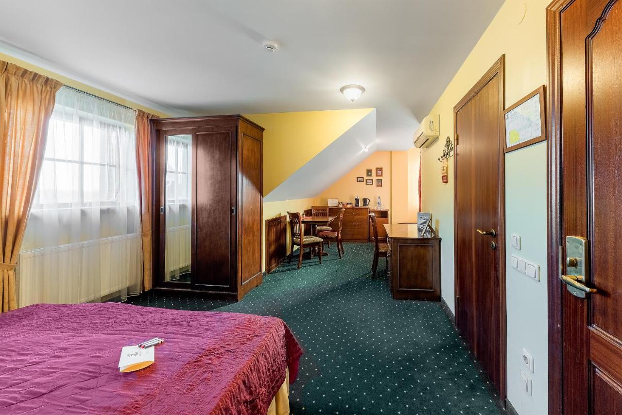 Rowing Hotel Troki Zewnętrze zdjęcie